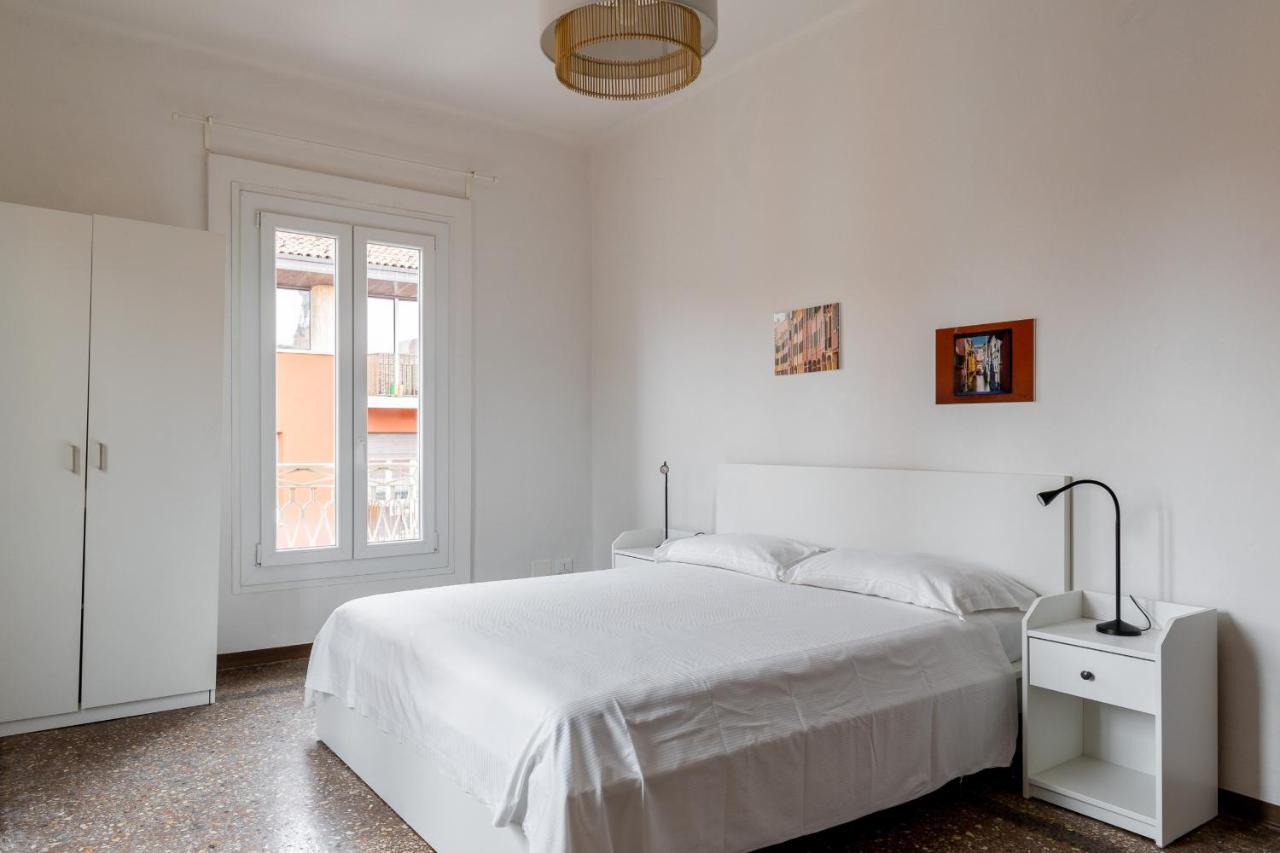 Alessandrini Apartment Alla Finestrella By Wonderful Italy Bologna Eksteriør bilde